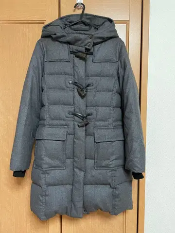 언타이틀 그레이 더플 다운 코트 후드 부착
