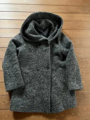 후드 부착 그레이 울 코트