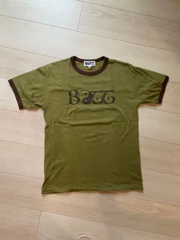 BOTT 티셔츠 M 사이즈