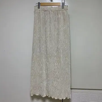 로리즈팜 샤이니 벨로아 타이트 스커트 아이보리