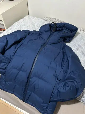 유니클로 다운 자켓 파랑 S