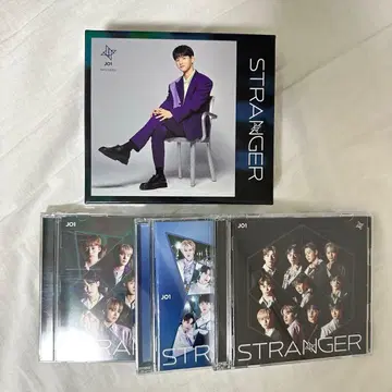 JO1 STRANGER CD 3장 세트 (보관 케이스 포함)