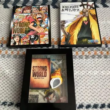 원피스 스트롱 월드 DVD 세트