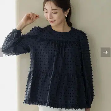 SONO 오너먼트 자카드 티어드 블라우스