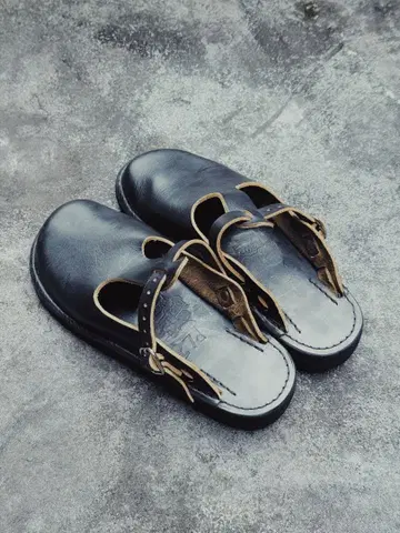 미사용품 FERNAND LEATHER CLOG 블랙 사이즈 7D