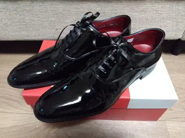 내일 3일 발송 가능 [거의 새상품] 리갈 플레인토 에나멜 신발