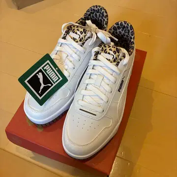 PUMA 화이트 칼리나 스트릿 레오 23.5cm