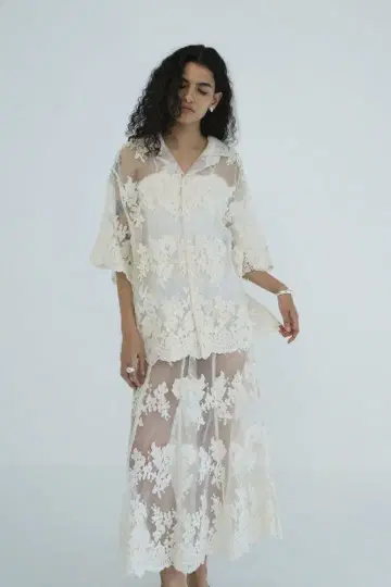 CLANE SHEER FLOWER LACE SHIRT IVORY 1