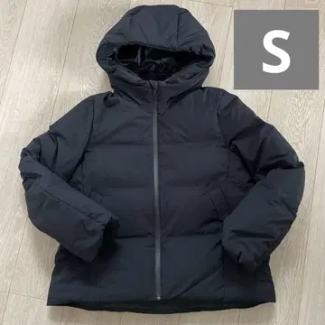 유니클로 UNIQLO 여성용 심리스 다운 파카 아우터 S