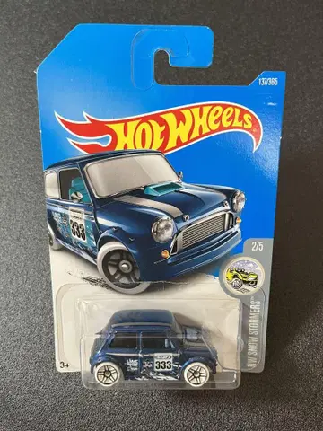 Hot Wheels 2017 Morris Mini