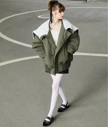 forksy.  후드 부착 봄버 자켓 카키