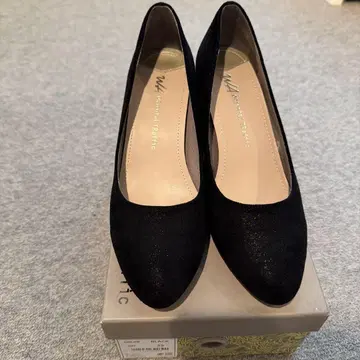 오리엔탈 트래픽 블랙 스웨이드 하이힐 23.5cm