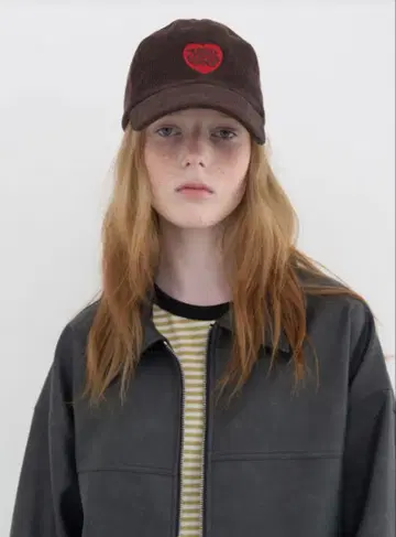 ENZO BLUES 로고 캡 모자