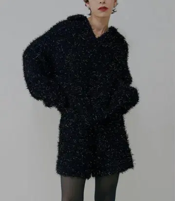 Ameri UND FEATHER YARN KNIT SET UP