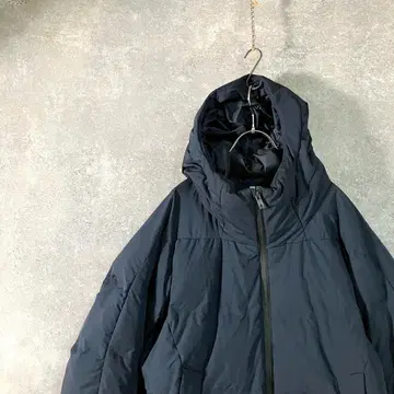 UNIQLO 다운 자켓 네이비 후드 부착 하이넥 무지