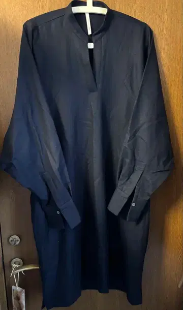 DAY UPPER HIGHTS 어퍼 하이츠 긴팔 원피스 네이비