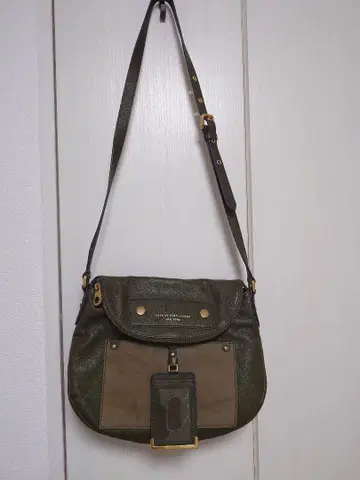 Marc by Marc Jacobs 숄더백 올리브 그린