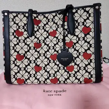 katespade 스페이드 플라워 자카드 토트백 하트 무늬