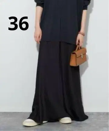 [컨디션 최상] plage satin bias 스커트 블랙