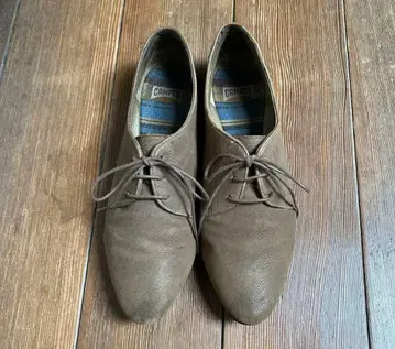 캠퍼 37 레이스 신발