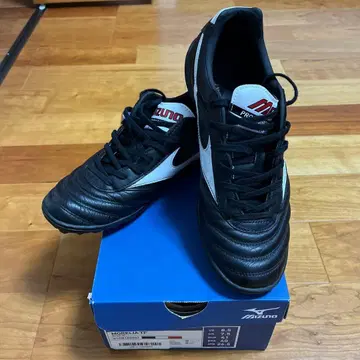 Mizuno Morelia TF 블랙 26.5cm