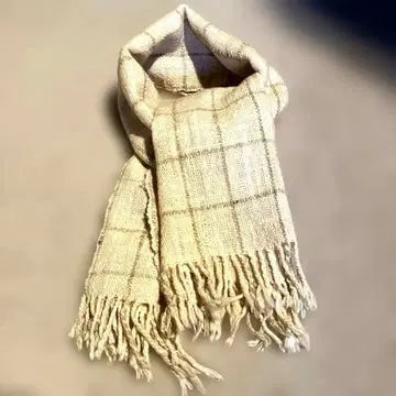 손으로 잣고 손으로 짠 숄