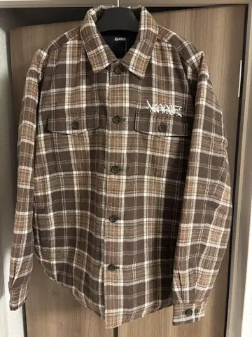 XLARGE 플란넬 셔츠 자켓 사이즈 L 새상품 택 포함!