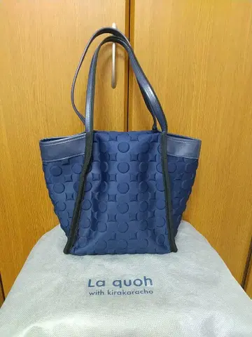 La quoh 라쿠오 남만칠보 엠보싱 본딩 토트백 (새상품급)