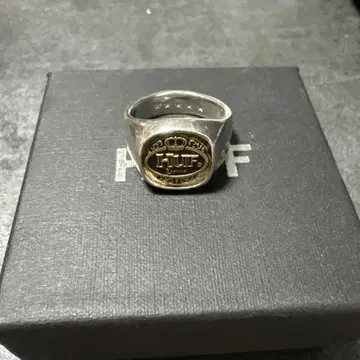 HUF 실버 반지