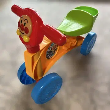 호빵맨 삼륜 자동차 컬러풀 배기