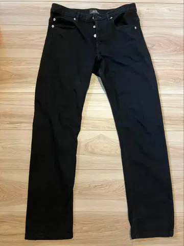 A.P.C 뉴 스탠다드 스트레치 블랙