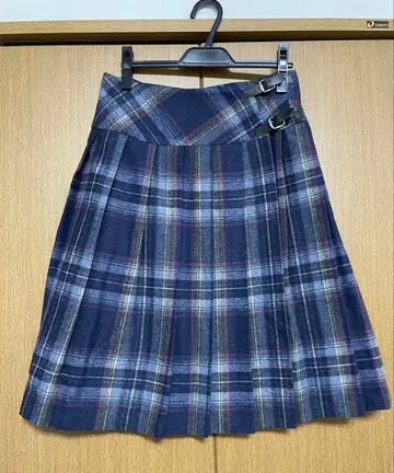 [ 새상품급 ] O'NEIL OF DUBLIN 체크 무늬 플리츠 스커트