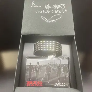 BIG BANG 팔찌와 카드 포함