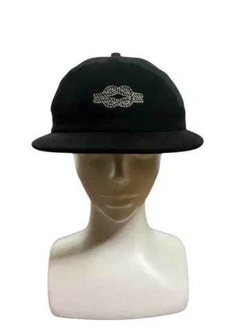 Daydream Knot Hat Black