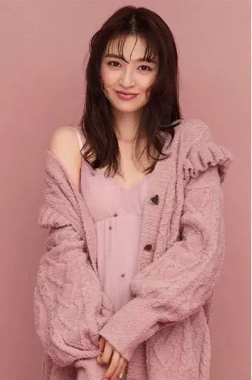 젤라또피케 발렌타인 가디건