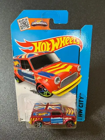 Hot Wheels 2015 Austin Mini Van