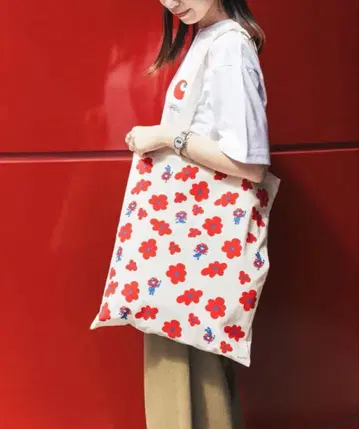 오사카 간사이 엑스포 미야쿠미야쿠 어반 리서치 토트백