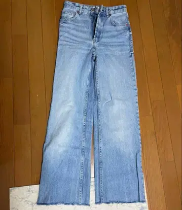 Zara 하이라이즈 와이드 레그 진 데님 팬츠