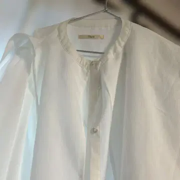 chez toi 화이트 퍼프 슬리브 셔츠