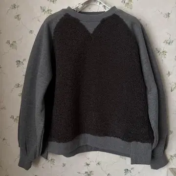 BEAMS HEART 맨투맨 풀오버 차콜 그레이