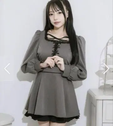 pium 레이스 리본 도리 셋업 스커트 그레이