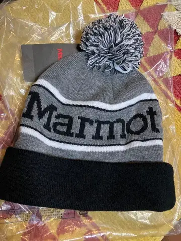정가 5170엔 작년 모델 Marmot 봉봉 니트 모자 와치 비니
