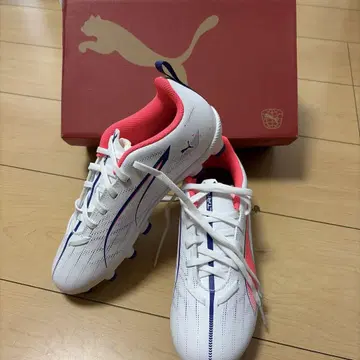 축구화 스파이크 화이트/핑크 21cm