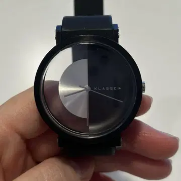 KLASSE14 IMPERFECT BLACK 손목시계