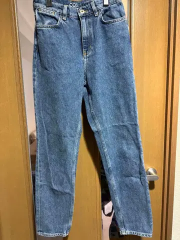 COS 스트레이트 레귤러 데님 24