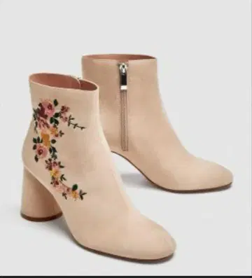ZARA 꽃무늬 자수 부츠