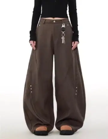 브라운 커브 팬츠