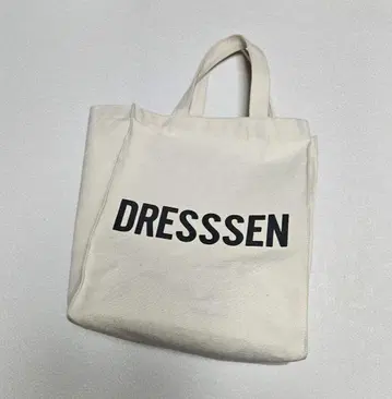 DRESSSEN 아이보리 토트백 드레센