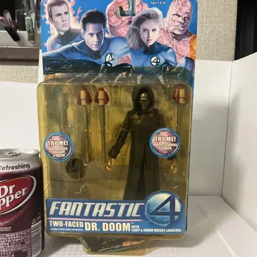 판타스틱 4 Dr. 둠 피규어 2005년 토이비즈제 미개봉품