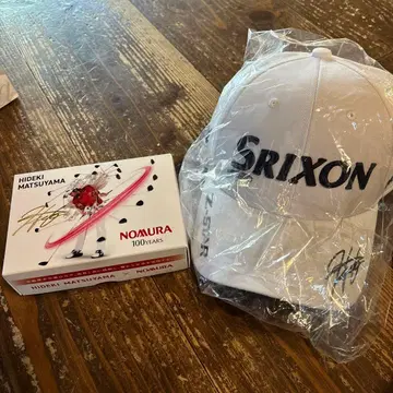 Srixon 마츠야마 히데키 사인 포함 캡과 골프공 세트